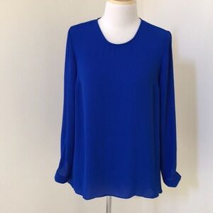 NWT! VINCE CAMUTO size XS cobalt blue high low blouse